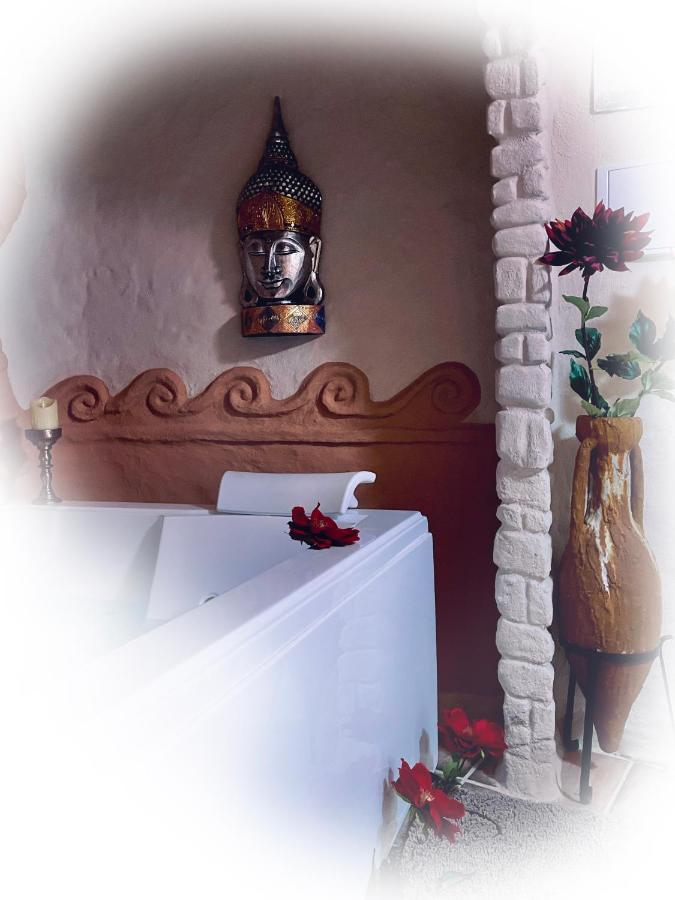 בית הארחה פמפניירה 	Casas Cueva El Castano מראה חיצוני תמונה
