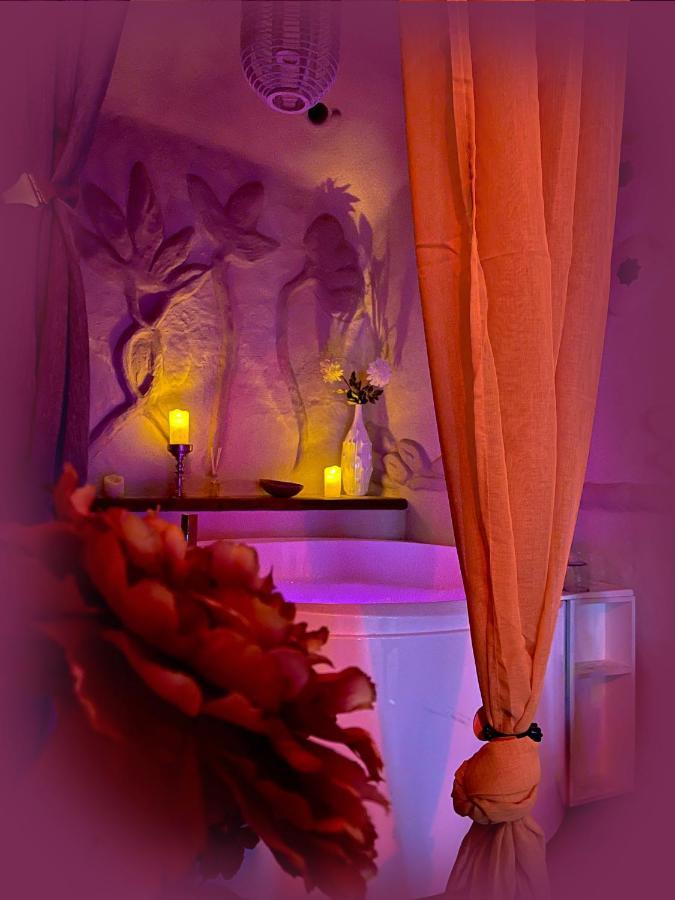 בית הארחה פמפניירה 	Casas Cueva El Castano מראה חיצוני תמונה