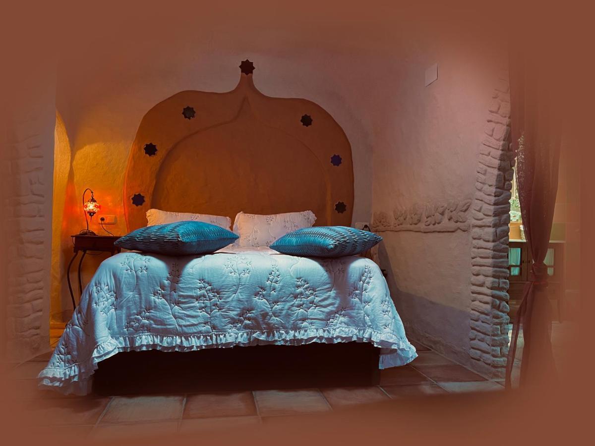 בית הארחה פמפניירה 	Casas Cueva El Castano מראה חיצוני תמונה