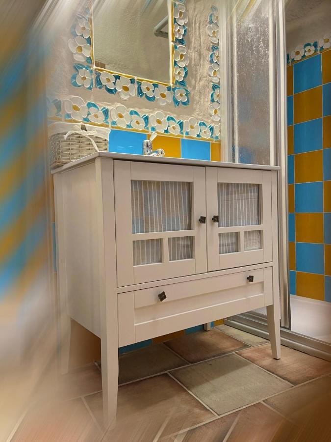 בית הארחה פמפניירה 	Casas Cueva El Castano מראה חיצוני תמונה